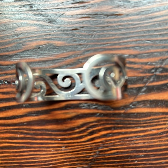 James Avery Sterling silver Cuff - Picture 4 of 4